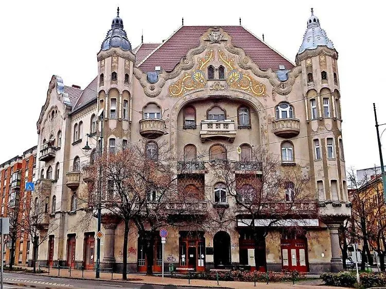 Apartment Tiszafa Apartman Szeged Hungary