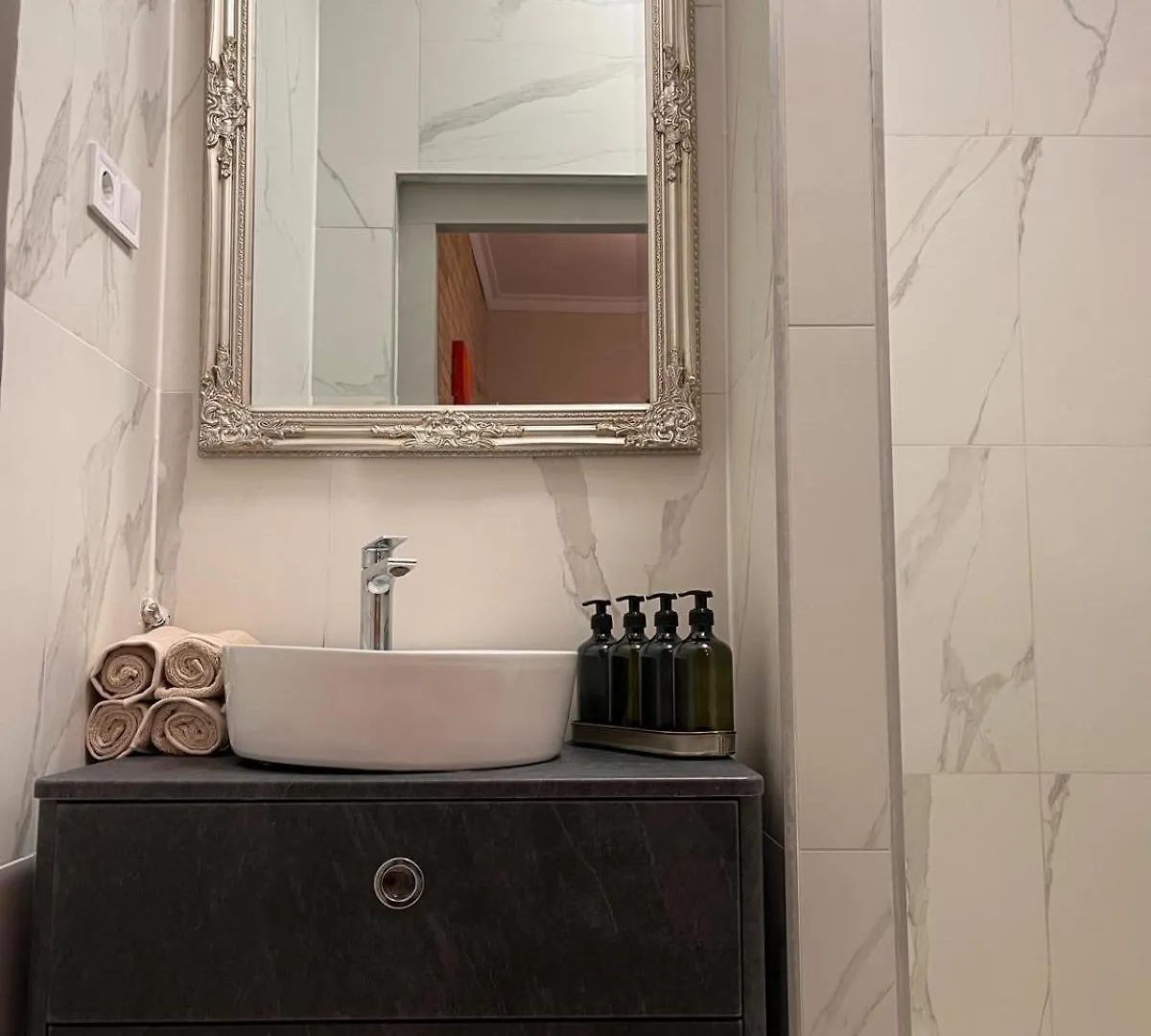 Tiszafa Apartman Szeged Apartment