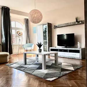 Gyoengye Apartament